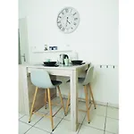 Apartment Appart'azur - Hyper Centre Mairie - Parking Facile - Wifi - Lit Confort Kingsize