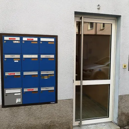 Appart'azur - Hyper Centre Mairie - Parking Facile - Wifi - Lit Confort Kingsize Apartment
