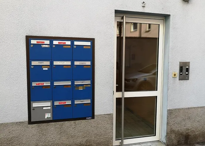 Appart'azur - Hyper Centre Mairie - Parking Facile - Wifi - Lit Confort Kingsize شقة